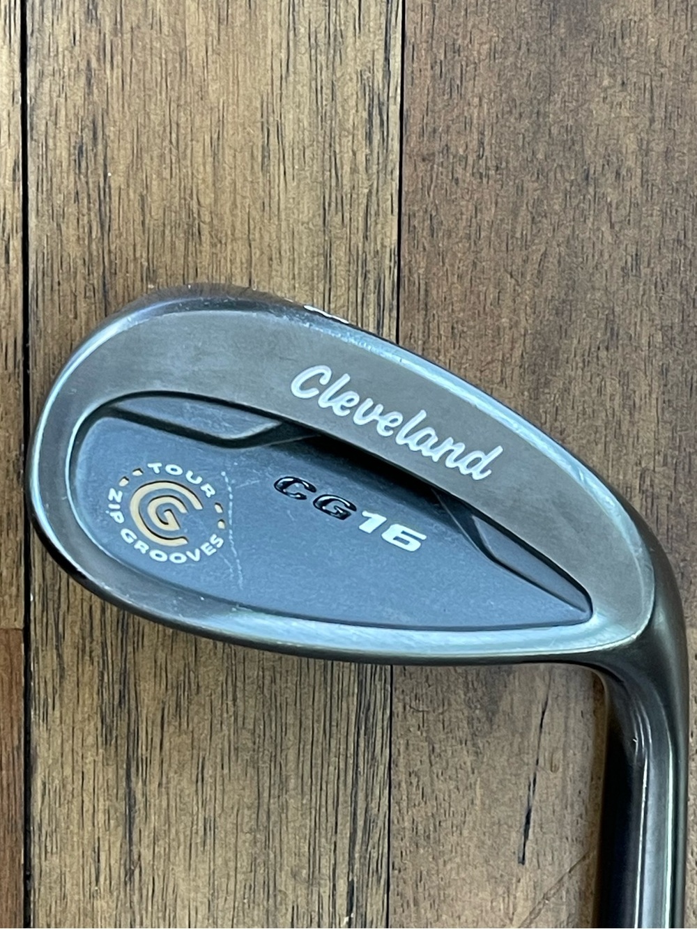 Cleveland CG16 Black Pearl Tour Zip Grooves Wedge - 48 degree.